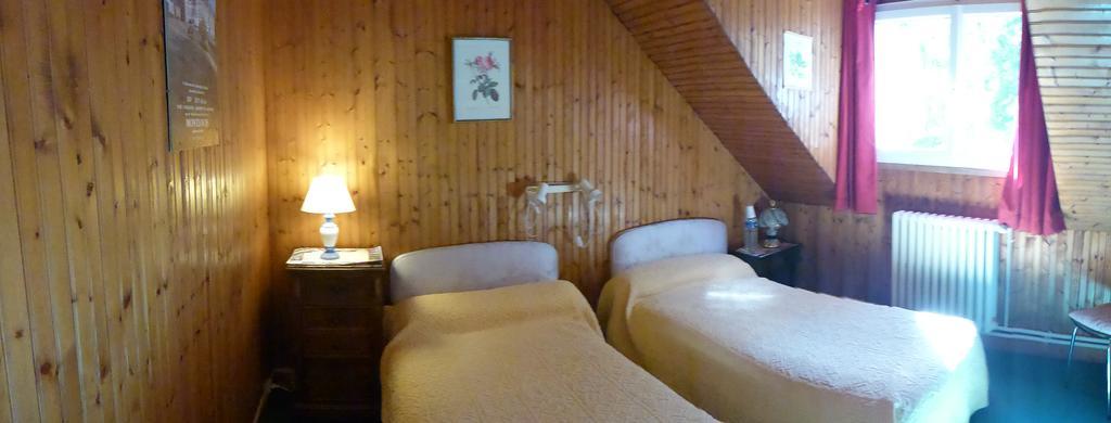 Le Buisson Hotel Монлюис-сюр-Лоар Екстериор снимка